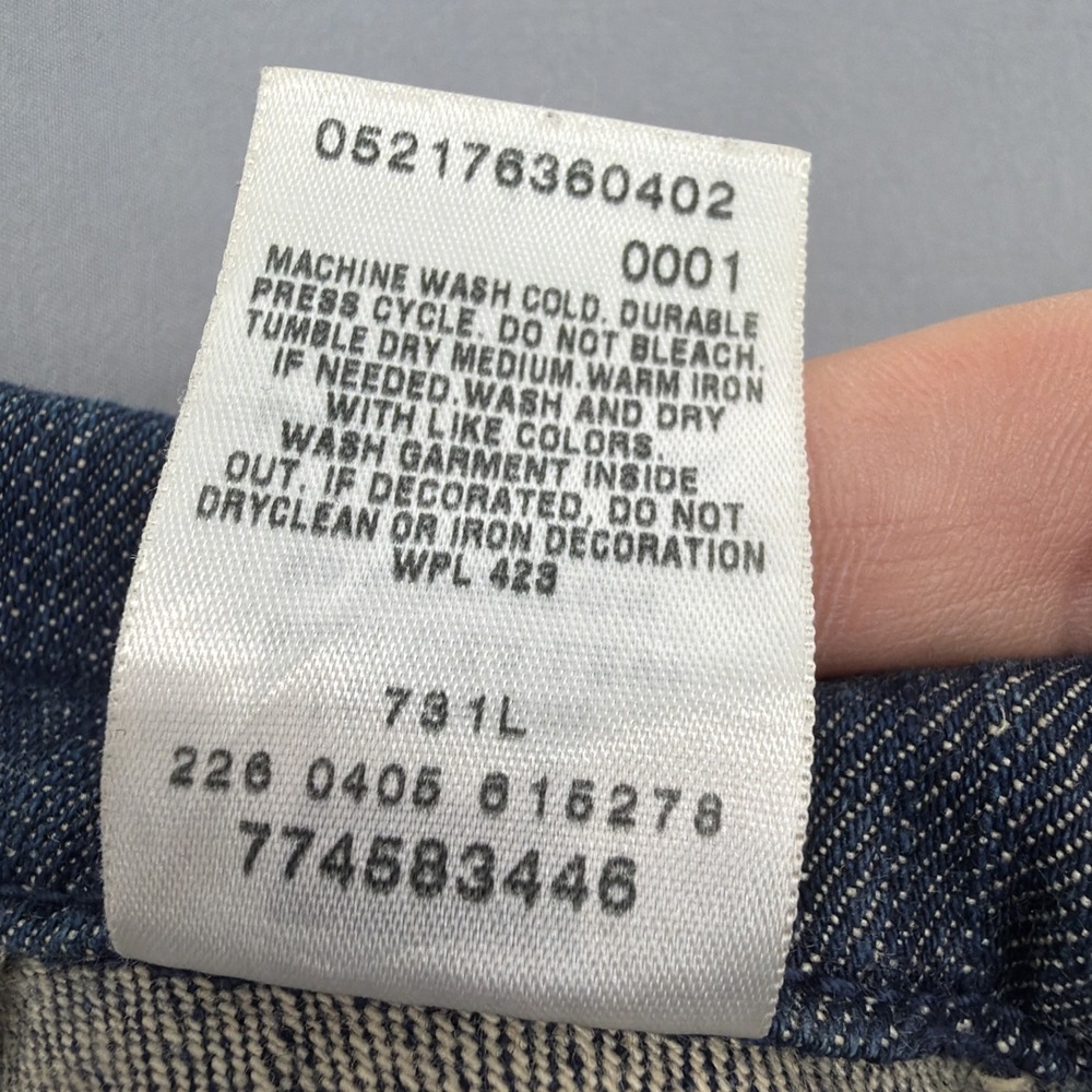 Levis Strauss Jacket Womens Large Blue Denim 2 Button Waist Stretch Button Up - Picture 6 of 12